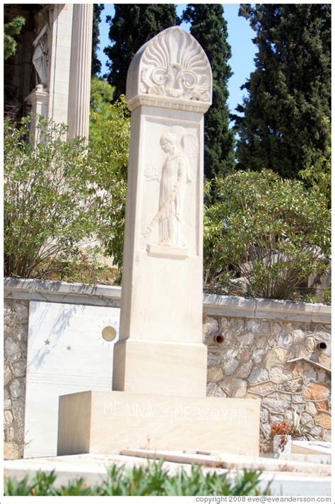 melina mercouri grave.